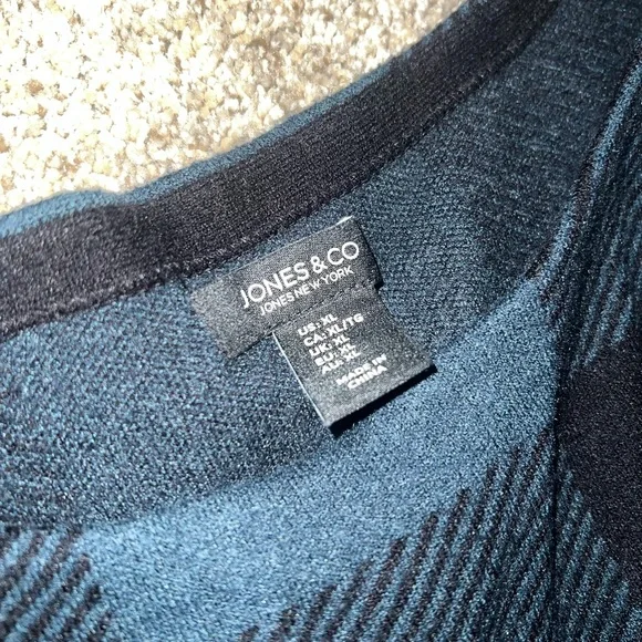Jones New York Women's Black and Teal Blue Plaid Crewneck Sweater - Picture 2 of 6